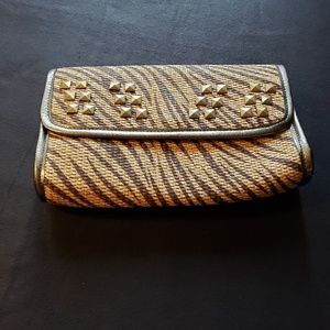 Straw Zebra Stiped Clutch